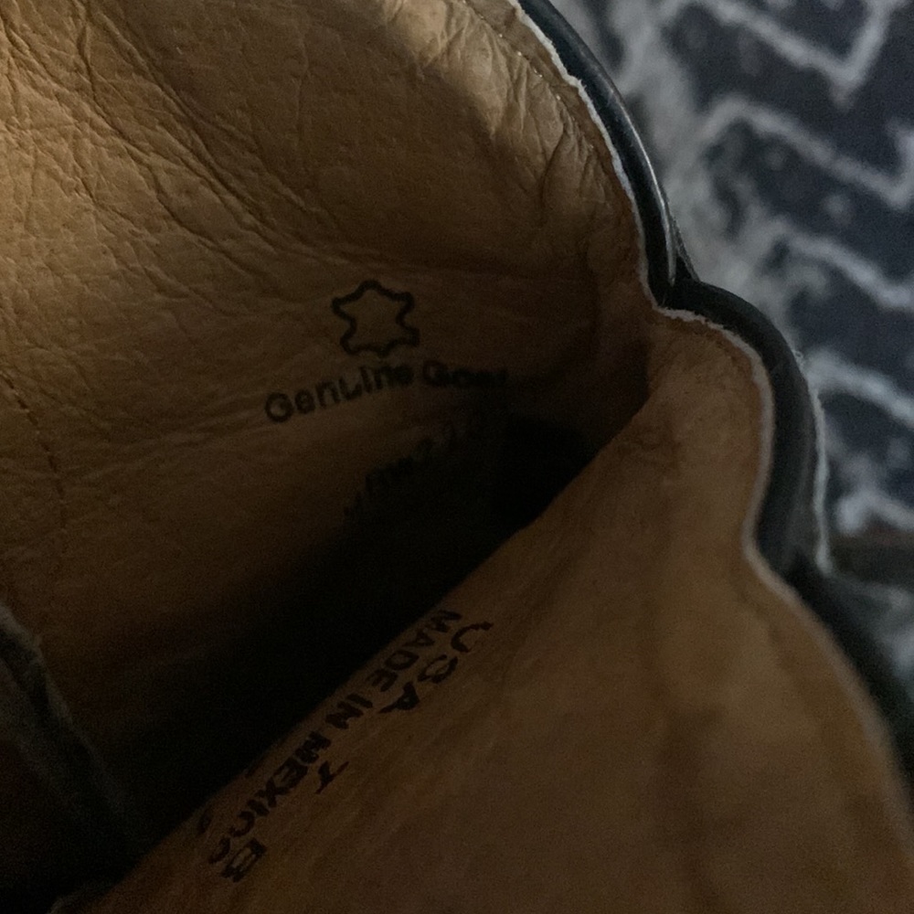 🚫SOLD🚫 NWOT Black Cowboy Boots - Picture 5 of 5